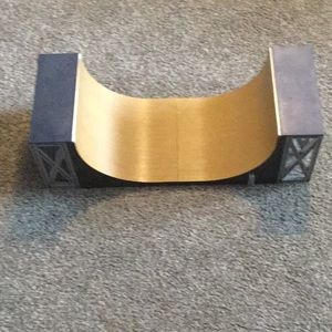 Tech Deck halfpipe toy